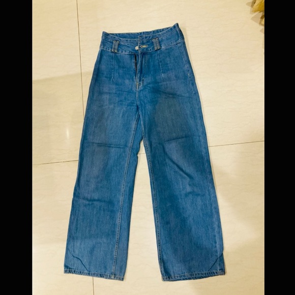 Denim - Super high waist wide leg jeans